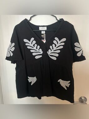 NWT | Calypso St. Barth Black Short-Sleeve Tunic with White Embroidery